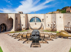 Գաֆէսճեան թանգարանը կոչ է անում՝ Կասկադում չանցկացնել քաղաքական միջոցառումներ