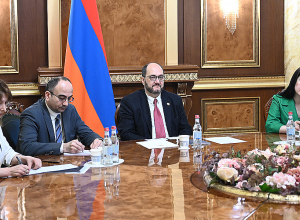 Արայիկ  Հարությունյանը Մեծ Բրիտանիայի դեսպանի հետ քննարկել է Հայաստանում իրականացվող բարեփոխումների օրակարգը