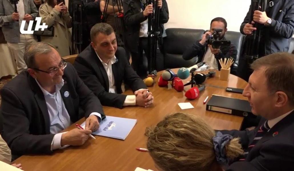 «Հայաստան» դաշինքը ԿԸՀ է ներկայացնում  ընտրությունների առաջադրման փաստաթղթերը․ ՈՒՂԻՂ (տեսանյութ)