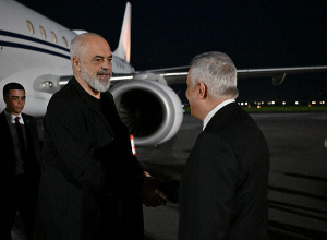 Հայաստան է ժամանել Ալբանիայի վարչապետը