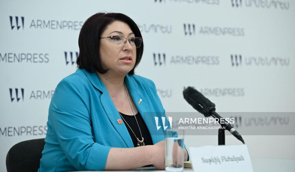 տաթեւիկ