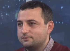 Խոչընդոտել է նախընտրական քարոզչության բնականոն ընթացքը, հնչեցրել հայհոյանքներ և անպարկեշտ արտահայտություններ․ ՔԿ մանրամասները Ա․ Օսիպյանի կալանավորման մասին