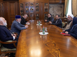 Գարեգին Բ-ն ընդունել է իրանցի կրոնական և կրթական գործիչ Մորթեզա Ջավադի Ամոլիին