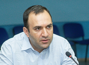 Պետությունը ցանկանում է տոտալ վերահսկողության տակ վերցնել քո հեռախոսը․ Պապյան