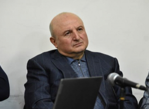 Վարդան Ղուկասյանը դատական նիստի ընթացքում միջամտել է պաշտոնատար անձի օրինական ծառայողական գործունեությանը