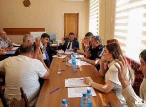 Ոստիկանության 2 ծառայողի նկատմամբ կիրառվել է «Ծառայության դադարեցում»