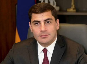 Վահագն Արսենյանը հրաժարվել է ԱԺ պատգամավորի մանդատից