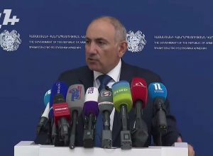 Փաշինյանը հրաժեշտ տվեց Նազելի Բաղդասարյանին և ներկայացրեց մամուլի նոր խոսնակին