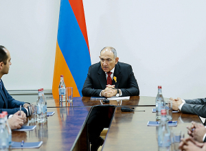Վարչապետը ԲՏԱ նախարարության աշխատակազմին է ներկայացրել նորանշանակ նախարար Դավիթ Թադևոսյանին
