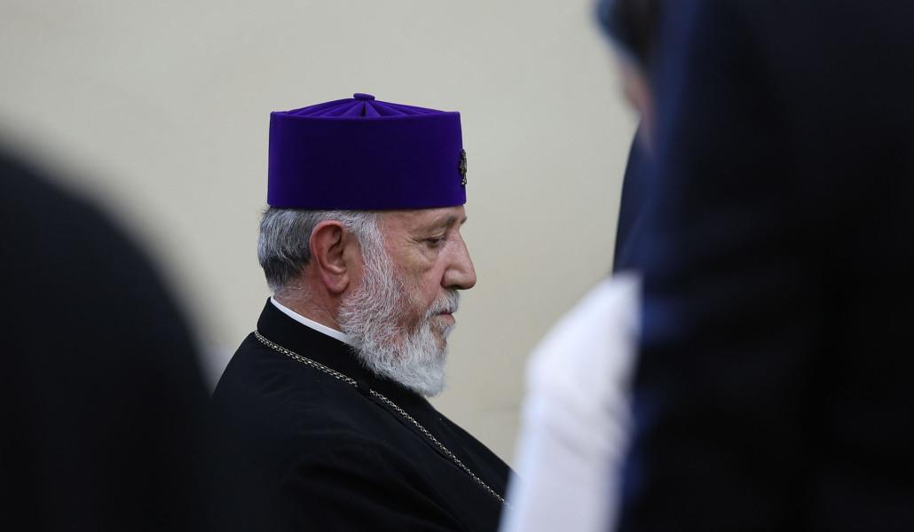 կաթողիկոս դատ