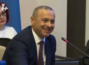 ԱԽ քարտուղար Արմեն Գրիգորյանն ազատվեց պաշտոնից. Կառավարության նիստում հայտարարեց Նիկոլ Փաշինյանը