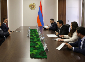 Ալեն Սիմոնյանն ընդունել է ԱՄՆ Կոնգրեսի Ներկայացուցիչների պալատի անդամ Աբրահամ Համադեին