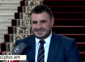 Հանրաքվե կլինի , թե չի լինի, դա որևէ 3-րդ պետության գործը չէ. Արման Եղոյան