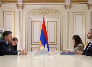 Ռուբինյանն ընդունել է ՀՀ-ում ԱՄՆ գործերի ժամանակավոր հավատարմատարին
