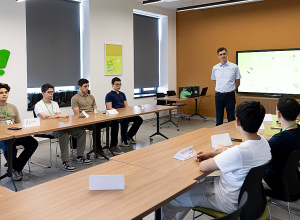 Cybersecurity Course Graduates Take Part in Ucom’s “Junior Academy” Program