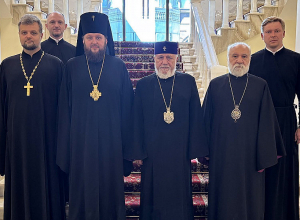Կաթողիկոսն ընդունել է Ռուս եկեղեցու Երևանի և Հայաստանի թեմի կառավարչին