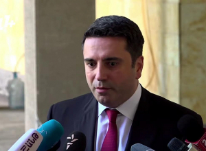 Հաջիևի հետ մշտապես կոնտակտի մեջ ենք․ Ալեն Սիմոնյան