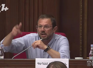 Ռոբերտ Քոչարյանի կոշիկով հայրենիք ա ազատագրվել․ Գեղամ Մանուկյան